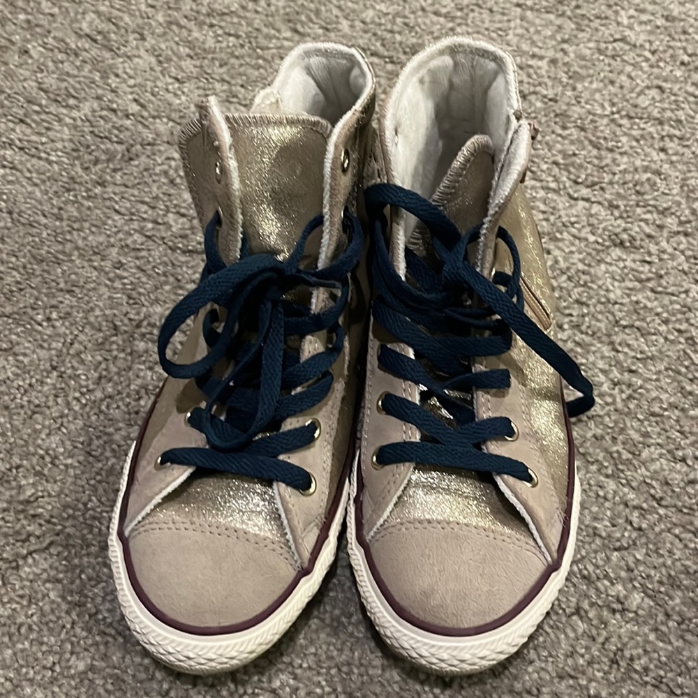 Glittery converse